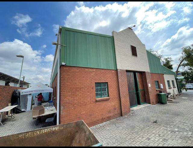 INDUSTRIAL PROPERTY TO RENT IN HENNOPSPARK